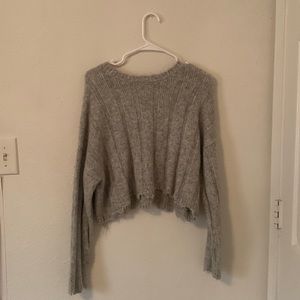 Cropped forever 21 grey sweater 🤍 size large